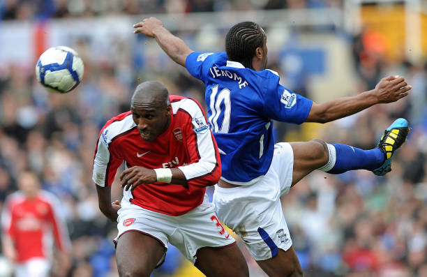 置上展现出 置上展现出