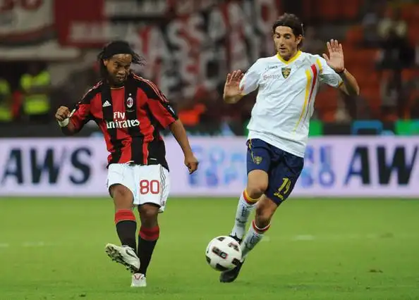 他通过亲身 他通过亲身